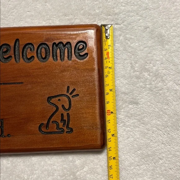 Brown Wooden Dog Humorous Welcome Sign - Picture 4 of 4